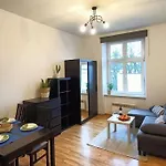 Old Town Apartments - B6A